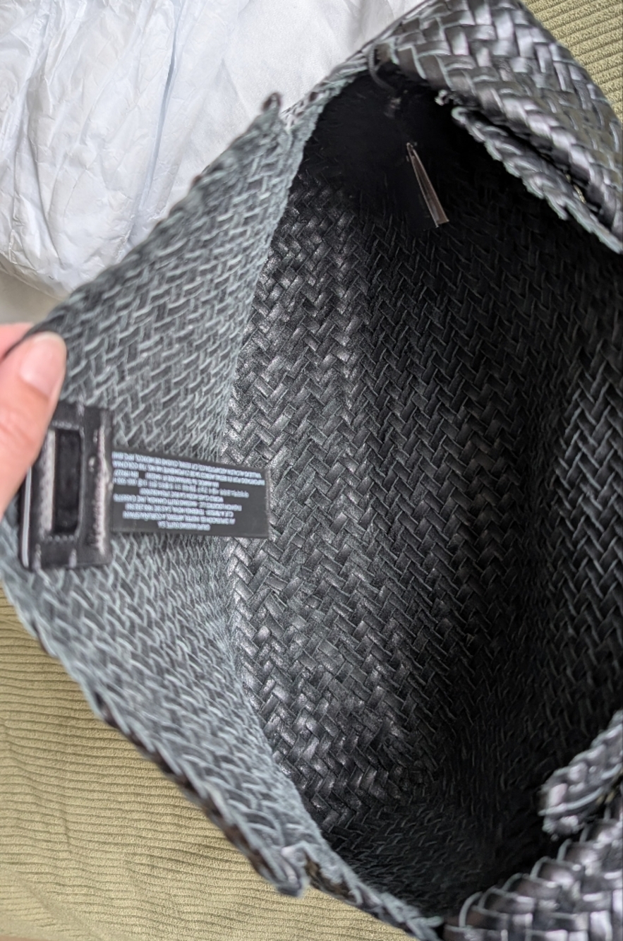 Massimo Dutti Nappa leather woven bag - Picture 6 of 13